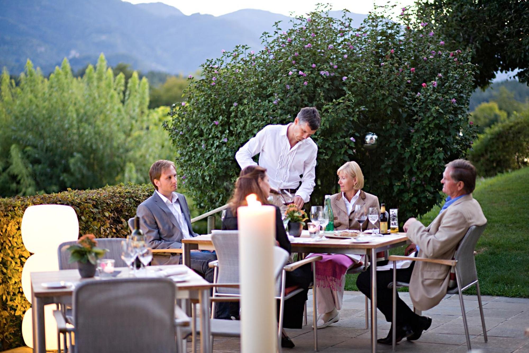 Kleines Hotel Kaernten フィラハ エクステリア 写真