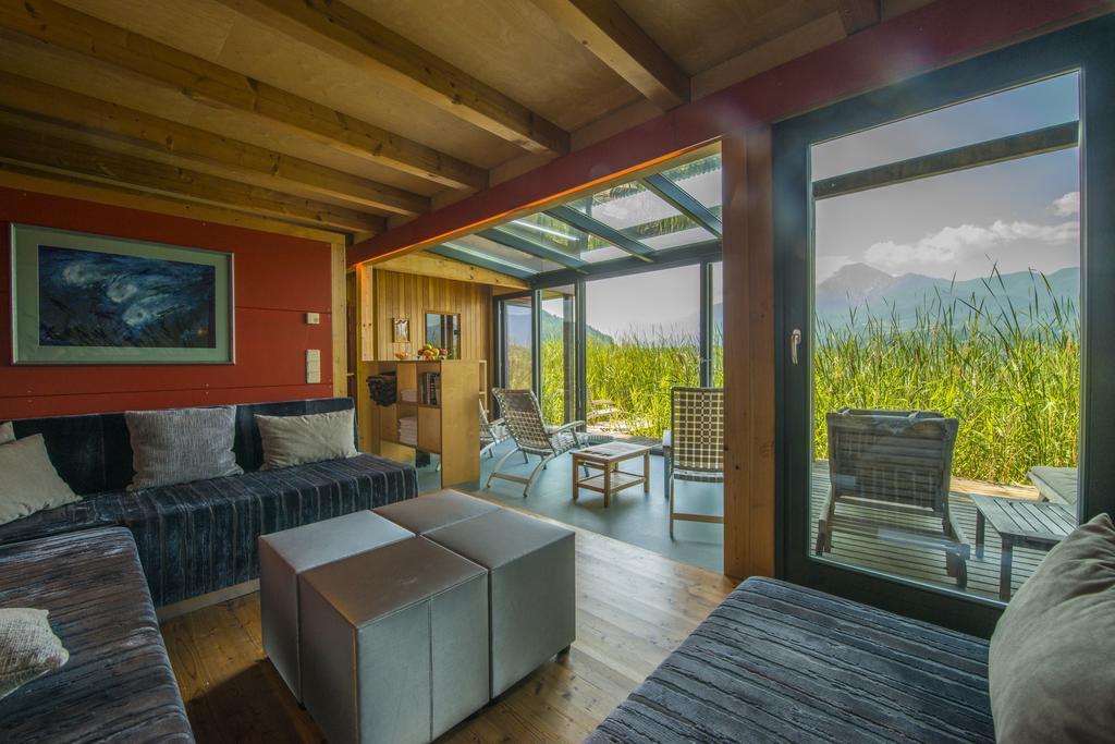 Kleines Hotel Kaernten フィラハ エクステリア 写真