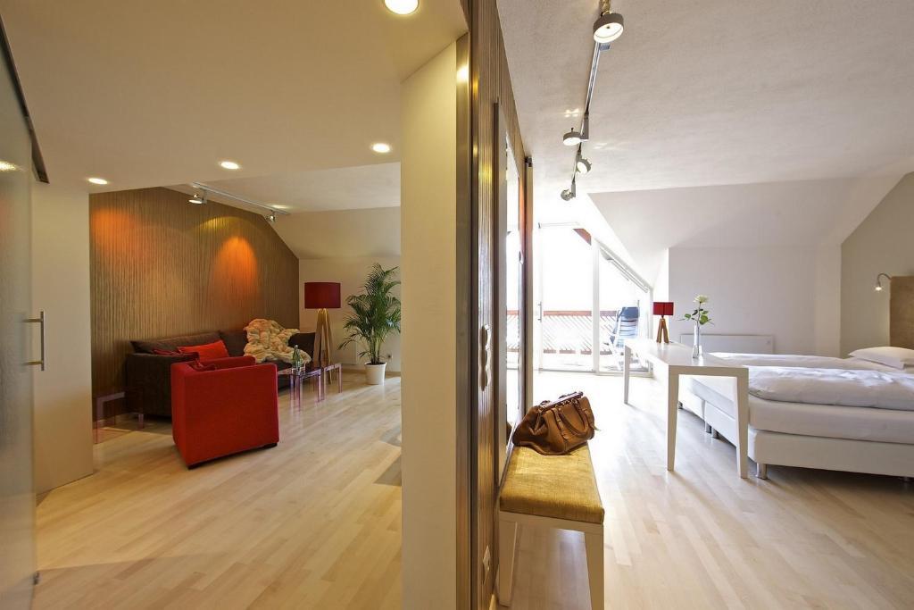 Kleines Hotel Kaernten フィラハ エクステリア 写真