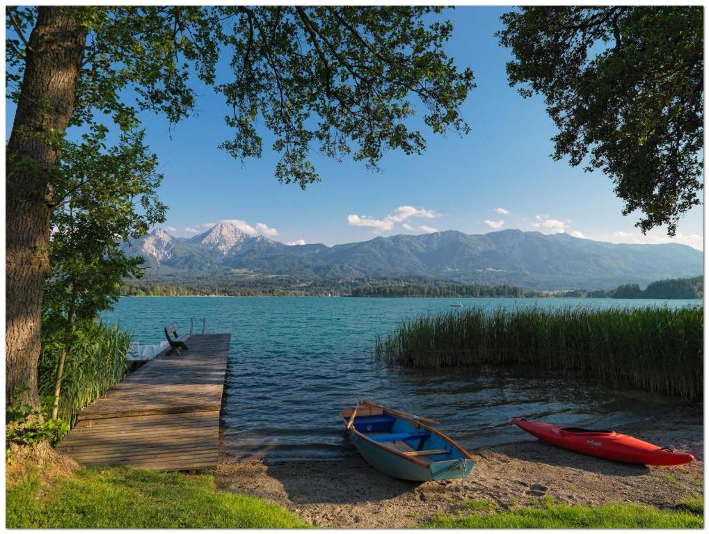 Kleines Hotel Kaernten フィラハ エクステリア 写真